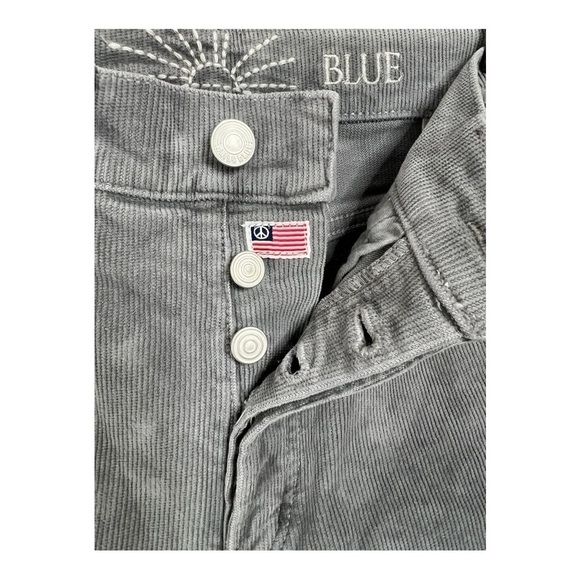 Daily Blue Boost Button Fly Denim in Lead Classic Leg Jeans  Size 25 $320 - Picture 5 of 16